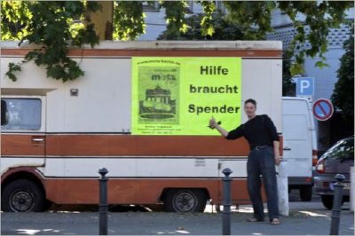 Bild vom Vertriebsbus am Nollendorfplatz